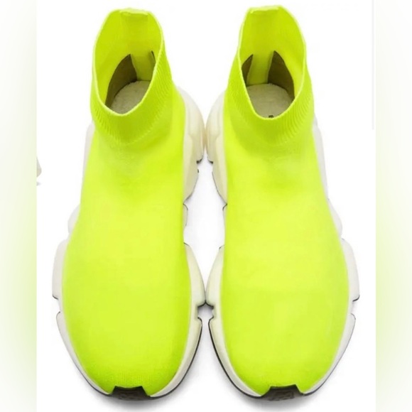 Like New Men’s Size 11 Balenciaga Speed Trainers With BB Print Yellow/Limelight - Picture 3 of 12
